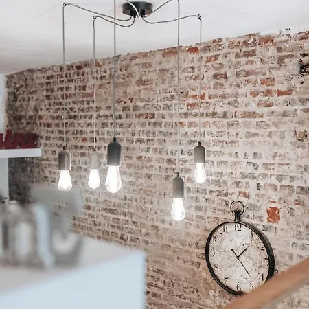 Au 21 Rue Victor Hugo