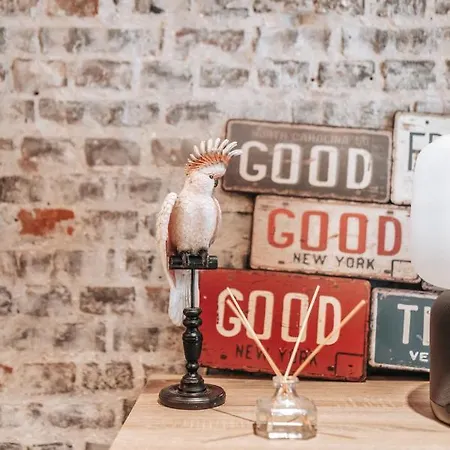 Апартаменты Au 21 Rue Victor Hugo *